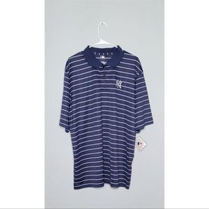 NWT Genuine Merchandise New York Yankees Shirt
Size XL